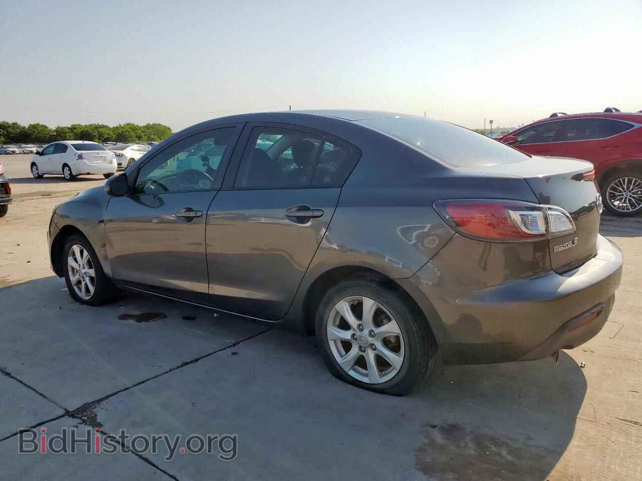 2011 MAZDA 3 - VIN: JM1BL1VF1B1408748 - Фото 2