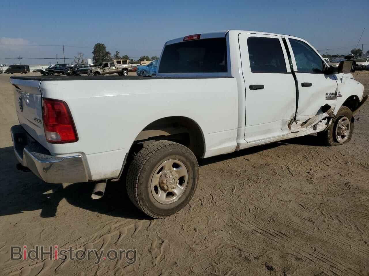 2013 RAM All Models - VIN: 3C6UR5CL9DG525724 - Фото 3