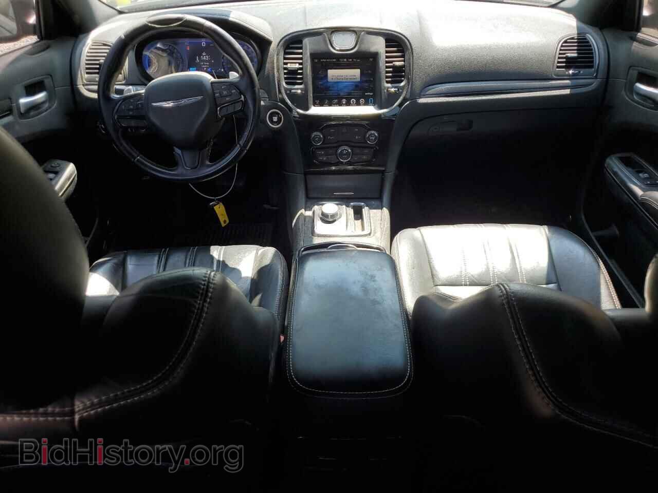 2016 CHRYSLER 300 - VIN: 2C3CCAGG2GH321349 - Фото 8
