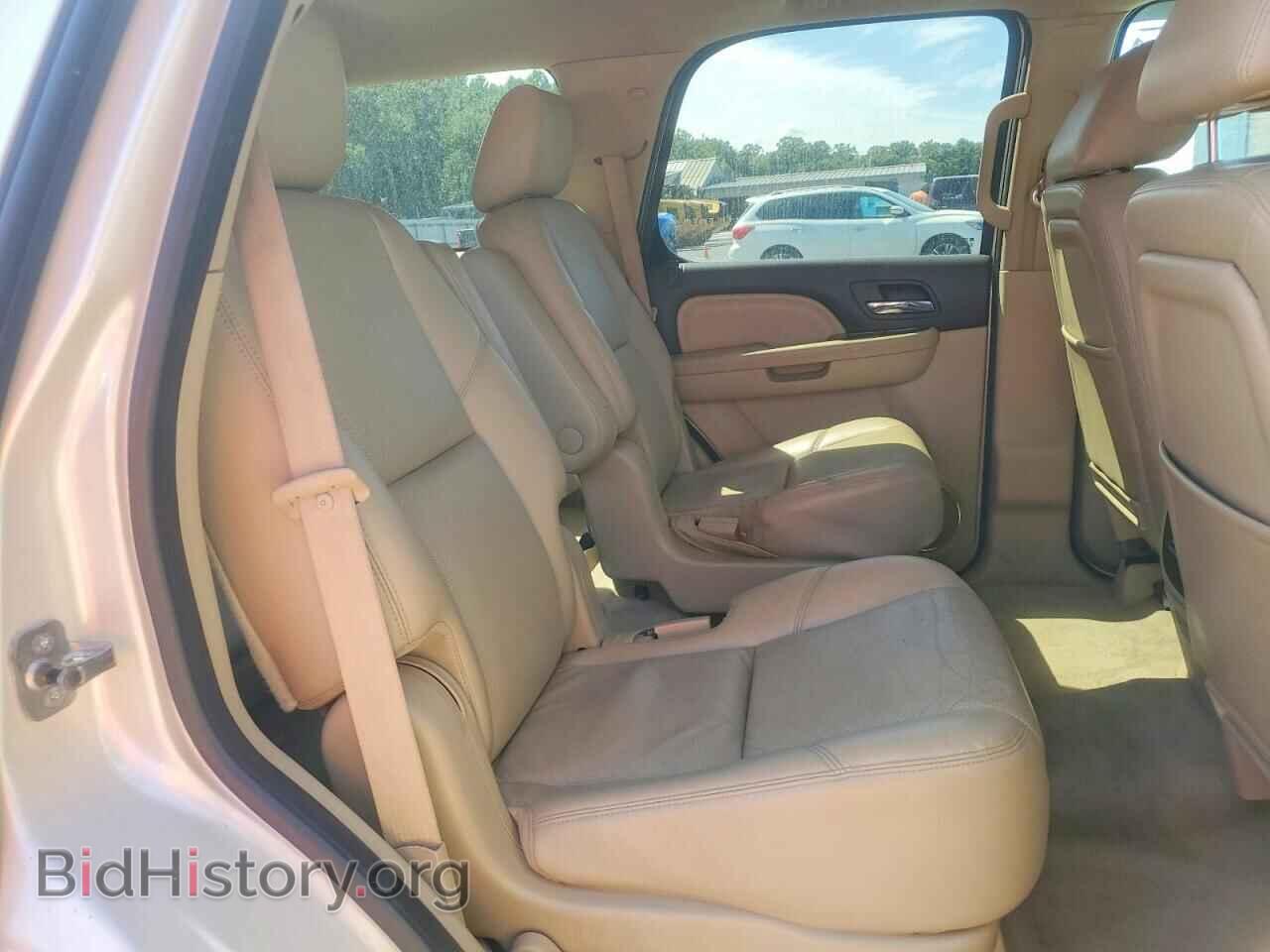 2011 GMC YUKON - VIN: 1GKS2EEF2BR181277 - Photo 11