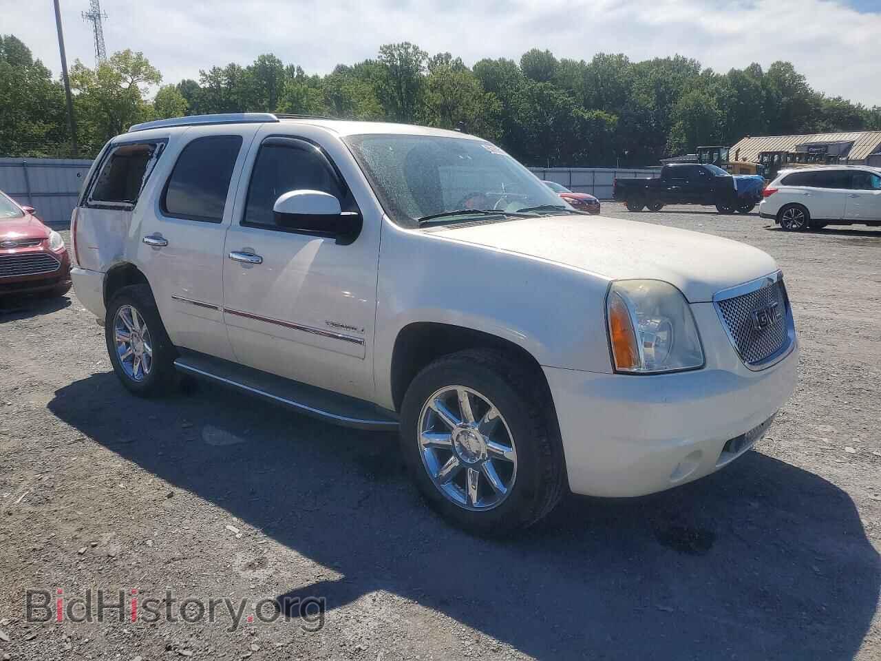 2011 GMC YUKON - VIN: 1GKS2EEF2BR181277 - Photo 4