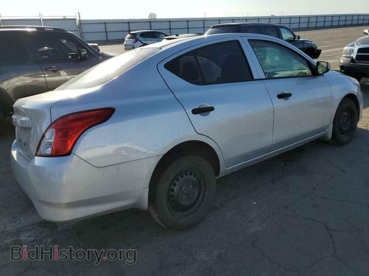 2018 NISSAN VERSA - VIN: 3N1CN7AP7JL838665 - Фото 3