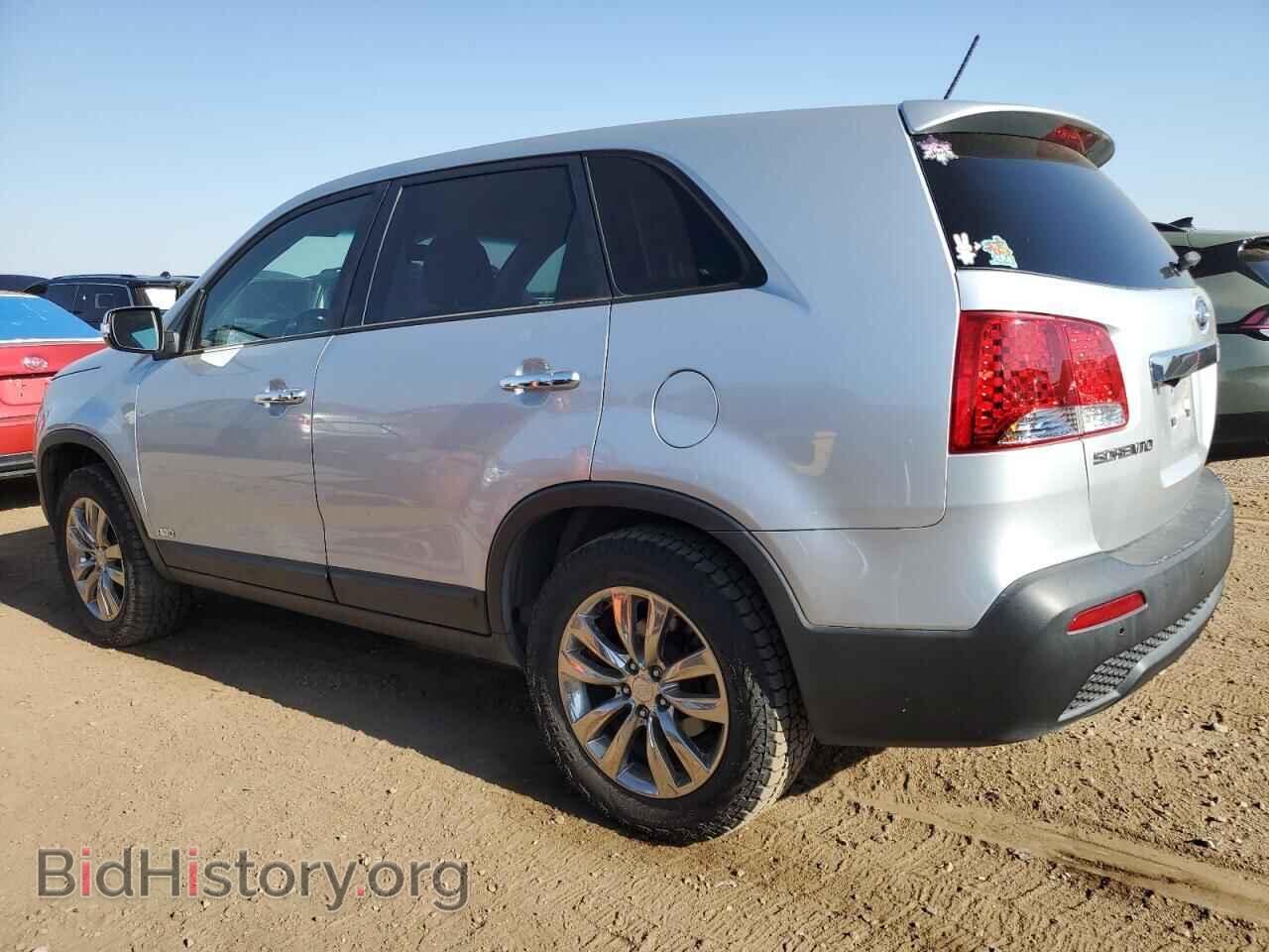 2011 KIA SORENTO - VIN: 5XYKUDA11BG015258 - Фото 2