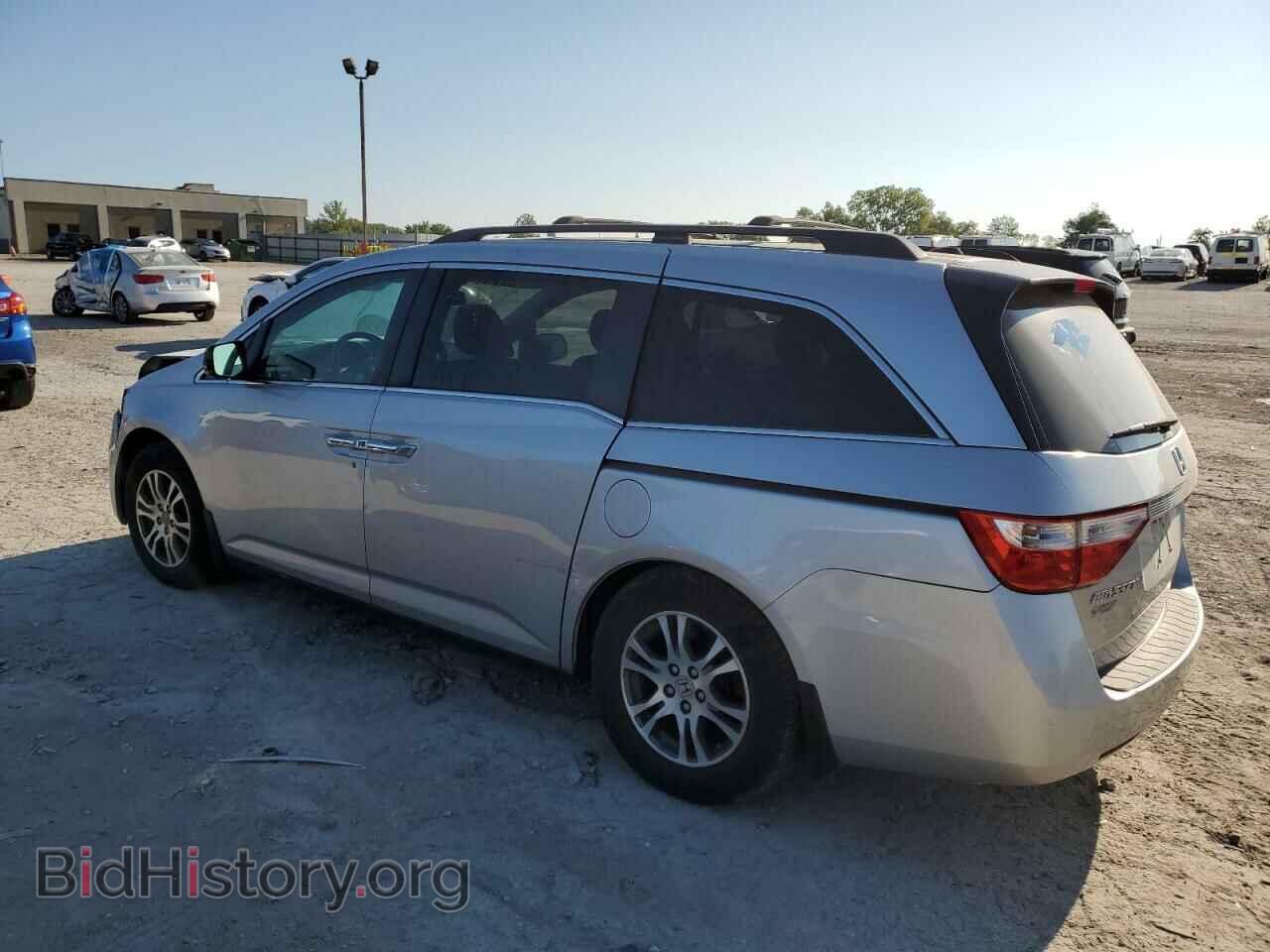 2011 HONDA All Models - VIN: 5FNRL5H63BB024513 - Фото 2