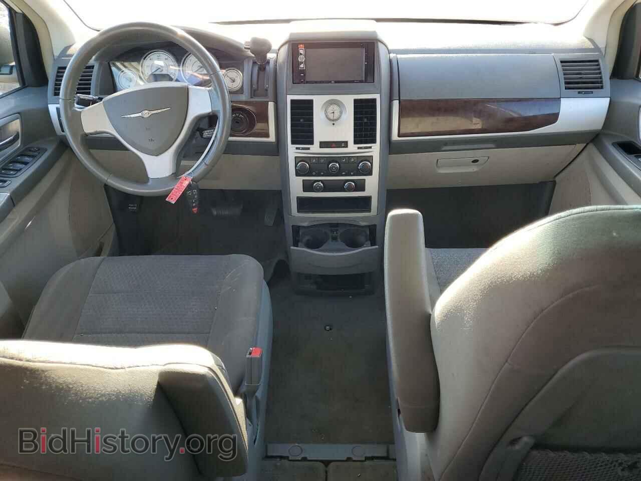 2010 CHRYSLER MINIVAN - VIN: 2A4RR5D16AR350697 - Фото 8