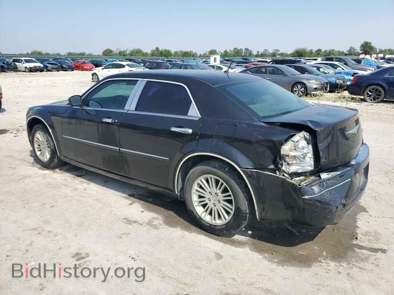 2008 CHRYSLER 300 - VIN: 2C3LA43R48H298575 - Фото 2