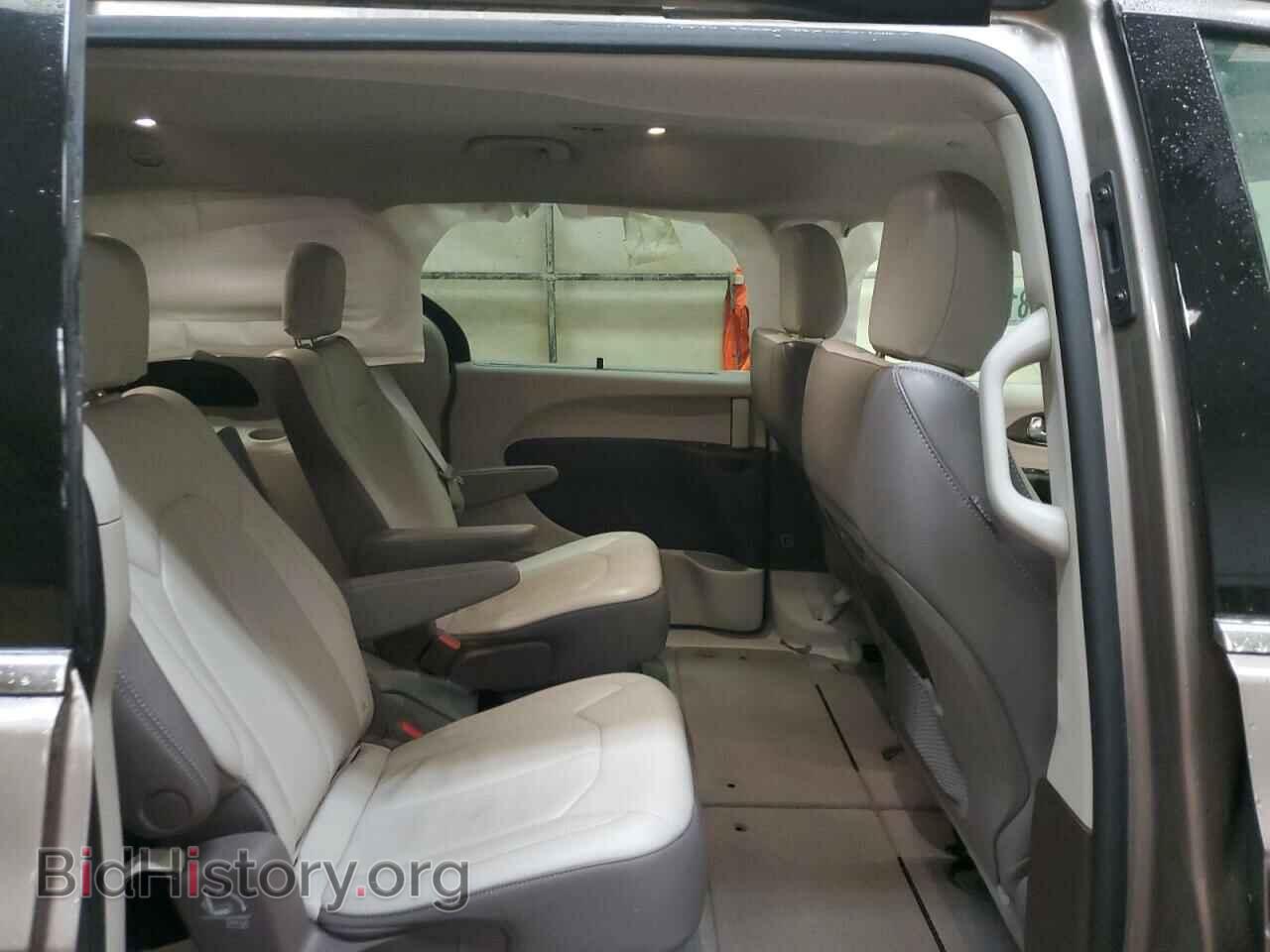 2018 CHRYSLER PACIFICA - VIN: 2C4RC1BG8JR100434 - Фото 11