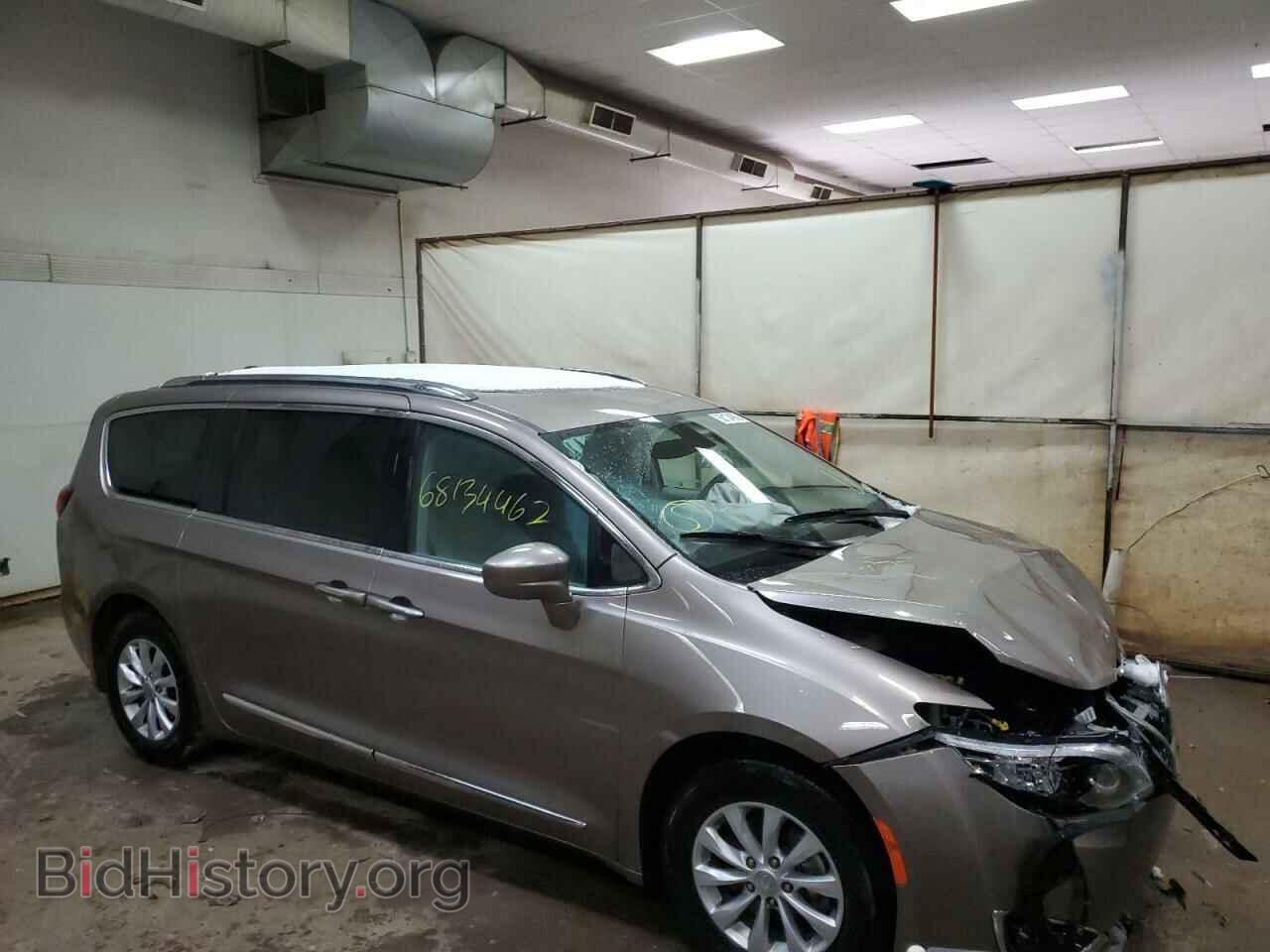 2018 CHRYSLER PACIFICA - VIN: 2C4RC1BG8JR100434 - Фото 4