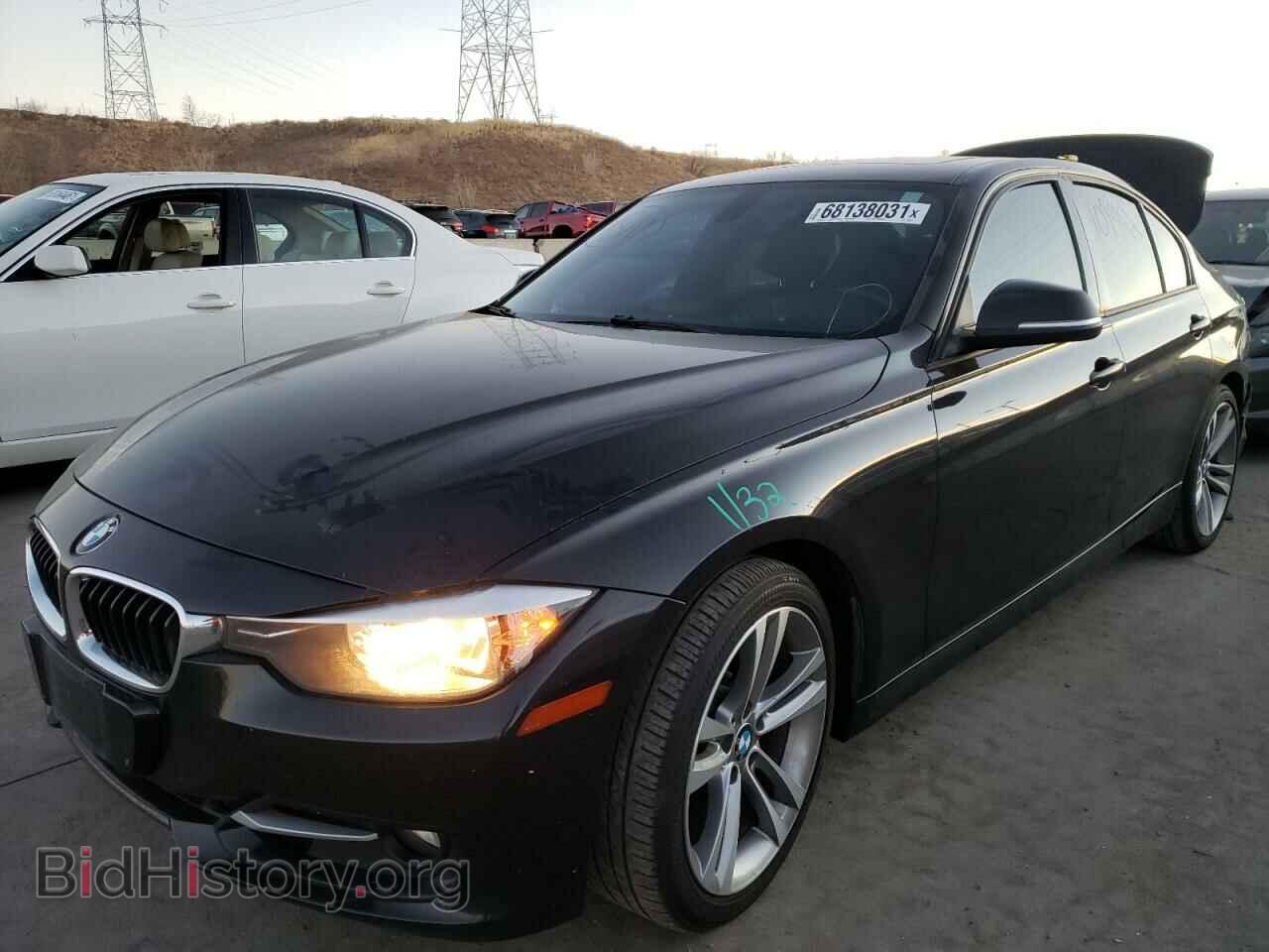 2012 BMW 3 SERIES - VIN: WBA3A5C55CF256602 - Фото 2