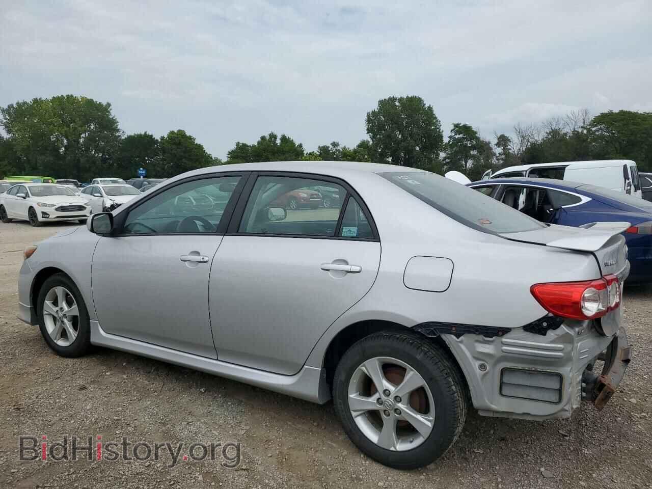 2011 TOYOTA COROLLA - VIN: 2T1BU4EE8BC621889 - Фото 2