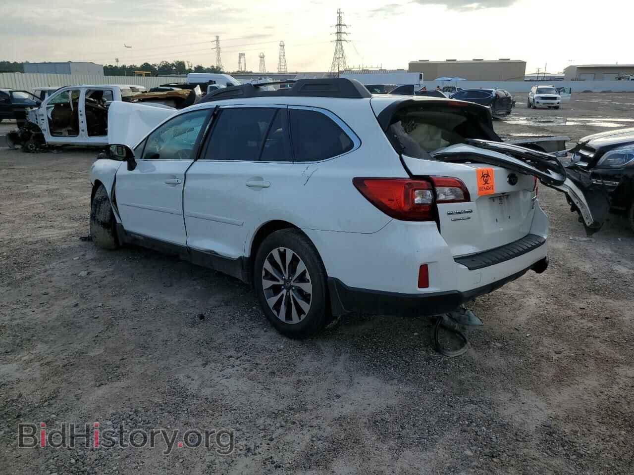 2016 SUBARU OUTBACK - VIN: 4S4BSANC5G3323752 - Фото 2