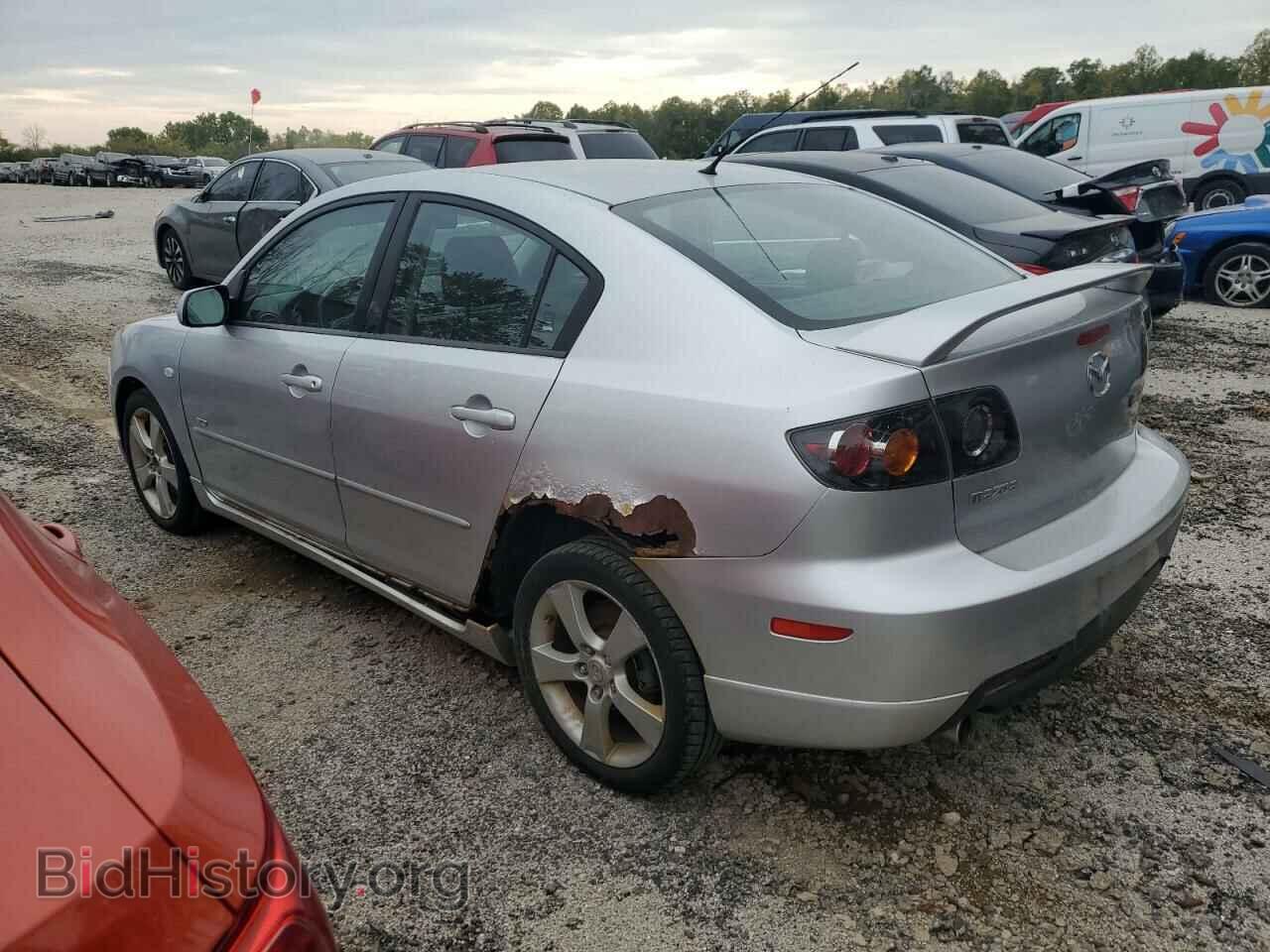 2006 MAZDA MAZDA3 - VIN: JM1BK323261405470 - Фото 2