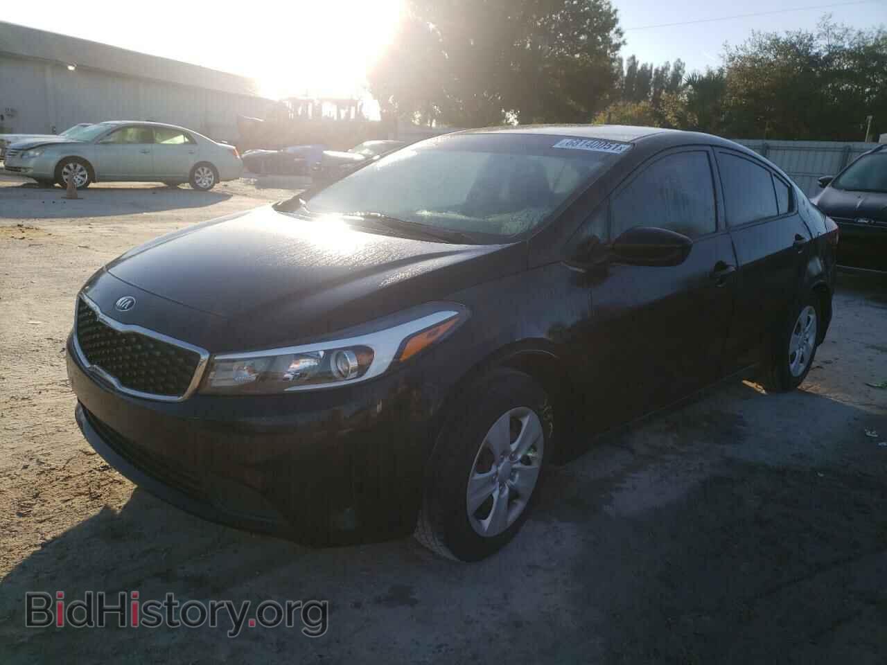 2017 KIA FORTE - VIN: 3KPFK4A78HE045066 - Фото 2