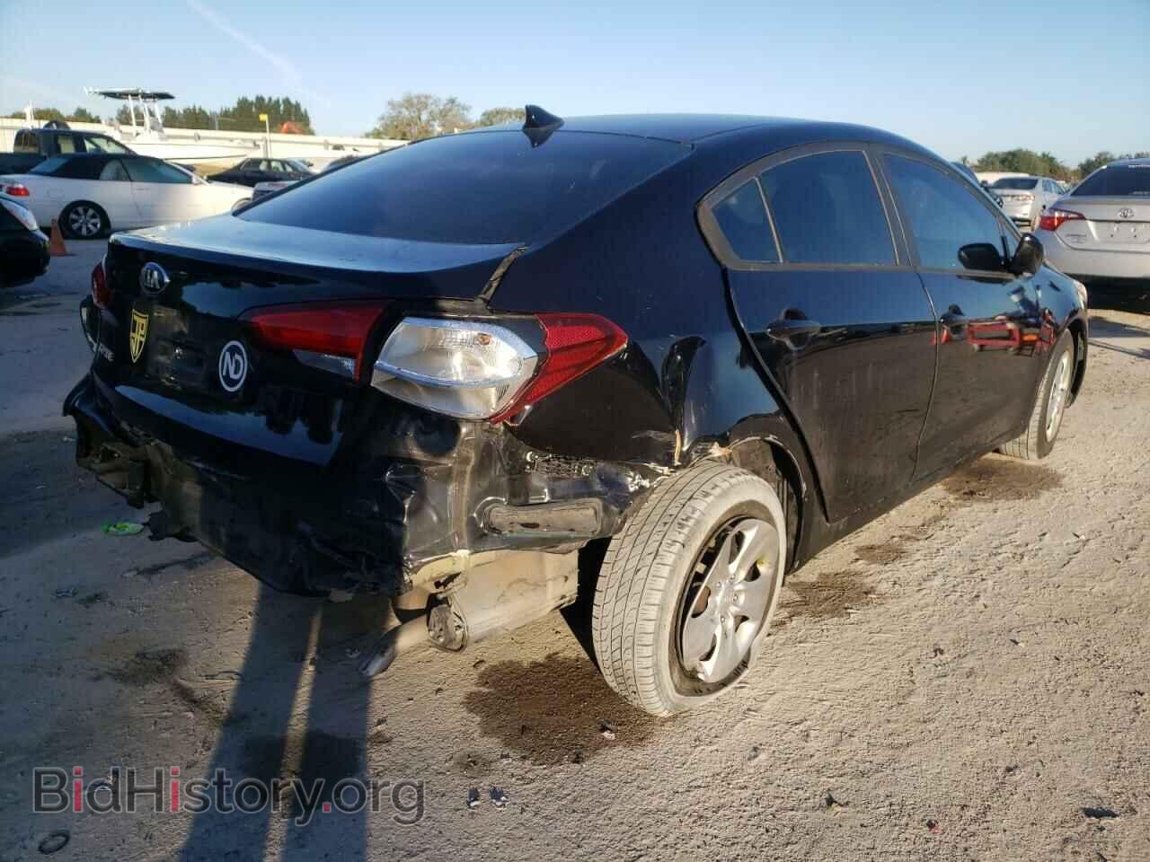 2017 KIA FORTE - VIN: 3KPFK4A78HE045066 - Фото 4