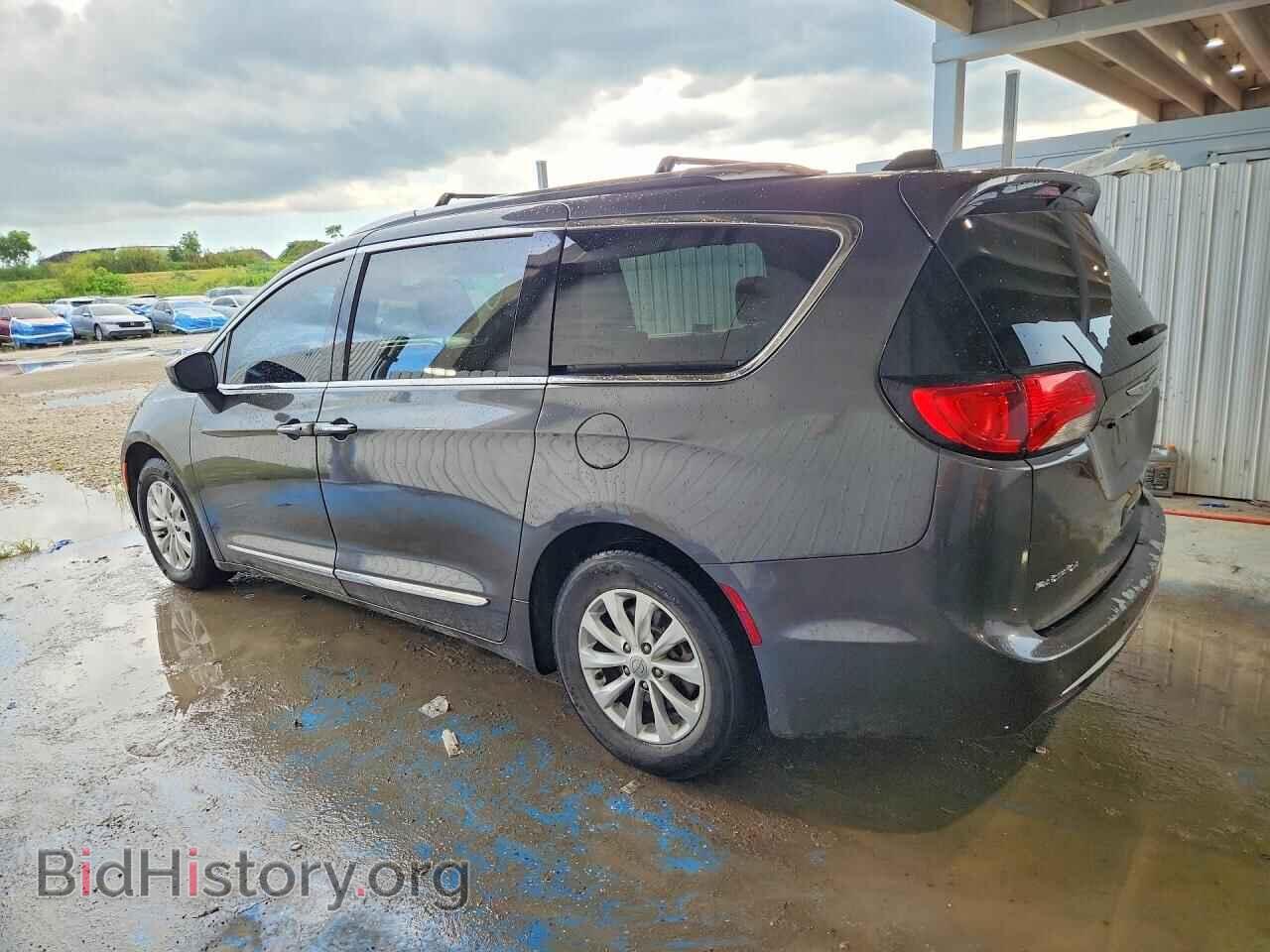 2018 CHRYSLER PACIFICA - VIN: 2C4RC1BG4JR120244 - Photo 2