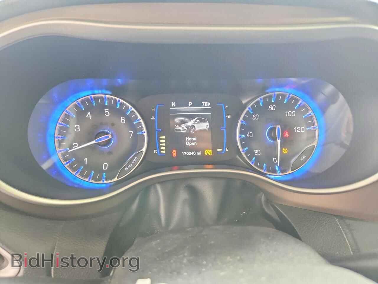 2018 CHRYSLER PACIFICA - VIN: 2C4RC1BG4JR120244 - Photo 9