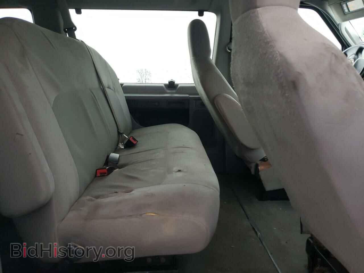 2011 FORD ECONOLINE - VIN: 1FBNE3BL5BDA67421 - Фото 6