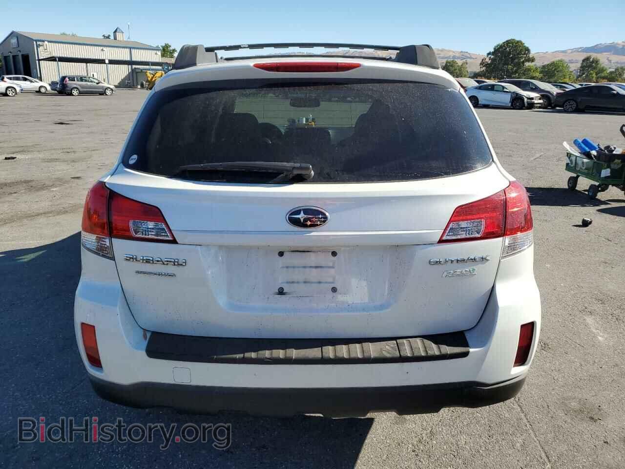 2011 SUBARU OUTBACK - VIN: 4S4BRBCC6B3340072 - Photo 6
