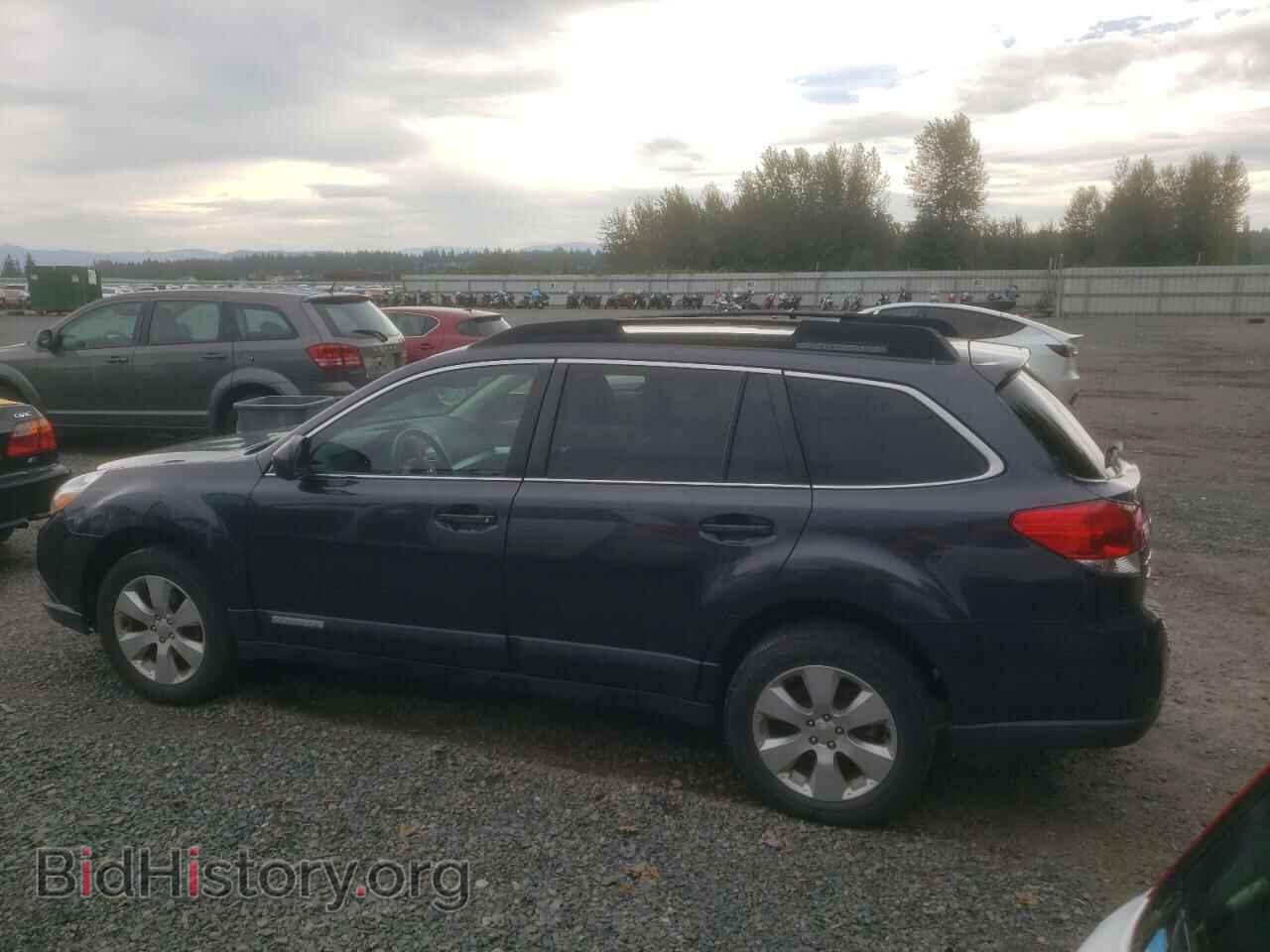 2011 SUBARU OUTBACK - VIN: 4S4BRBBC4B3353064 - Фото 2