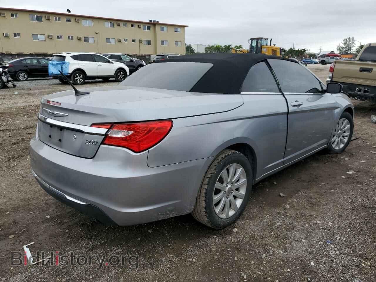 2013 CHRYSLER 200 - VIN: 1C3BCBEBXDN526848 - Фото 3