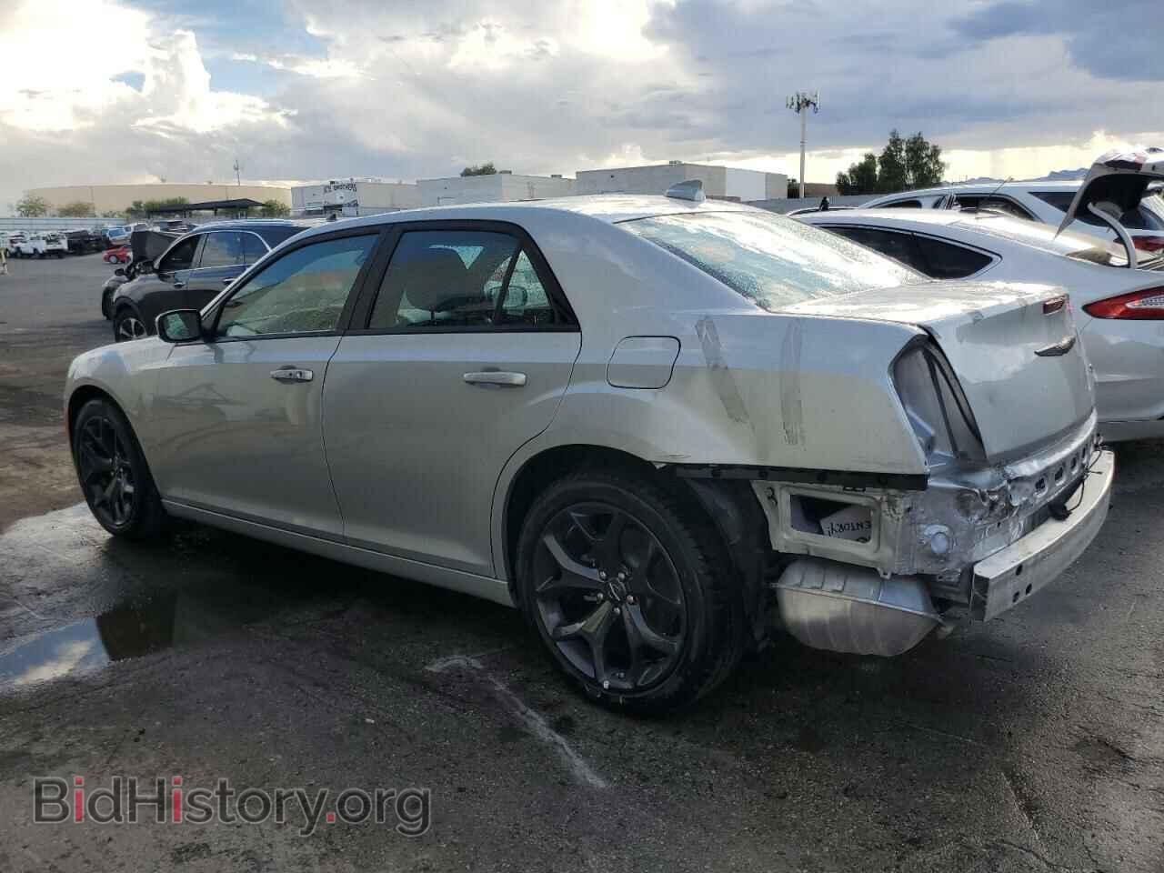2023 CHRYSLER 300 - VIN: 2C3CCABG8PH537553 - Фото 2