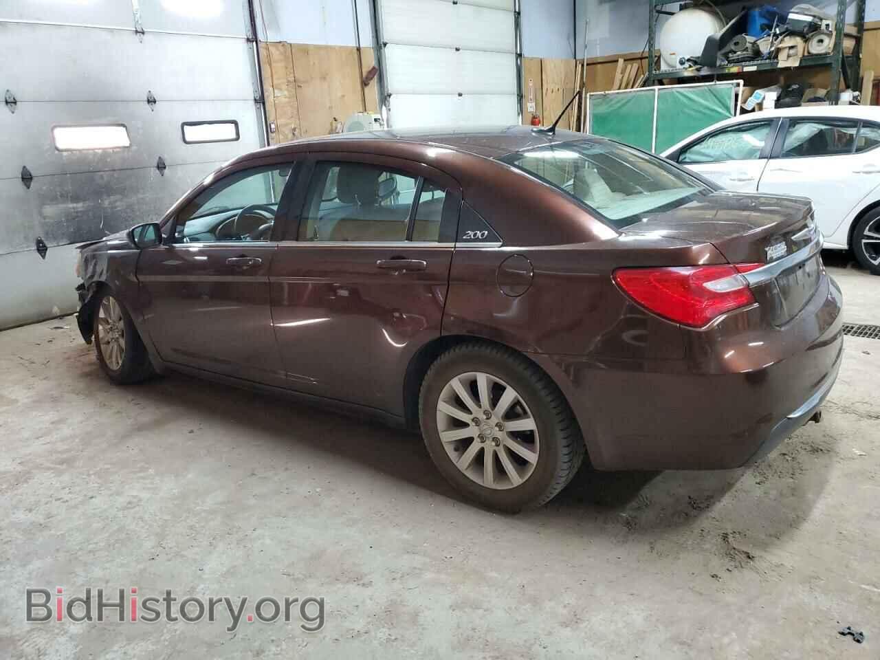2012 CHRYSLER 200 - VIN: 1C3CCBBB0CN175553 - Фото 2
