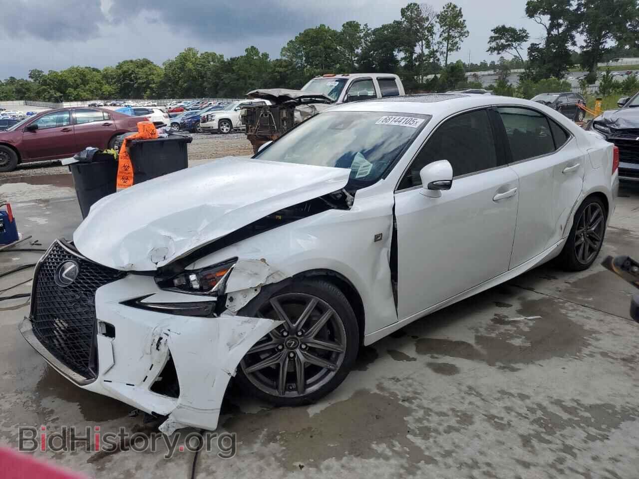 Photo JTHBA1D20H5040096 - LEXUS IS 2017