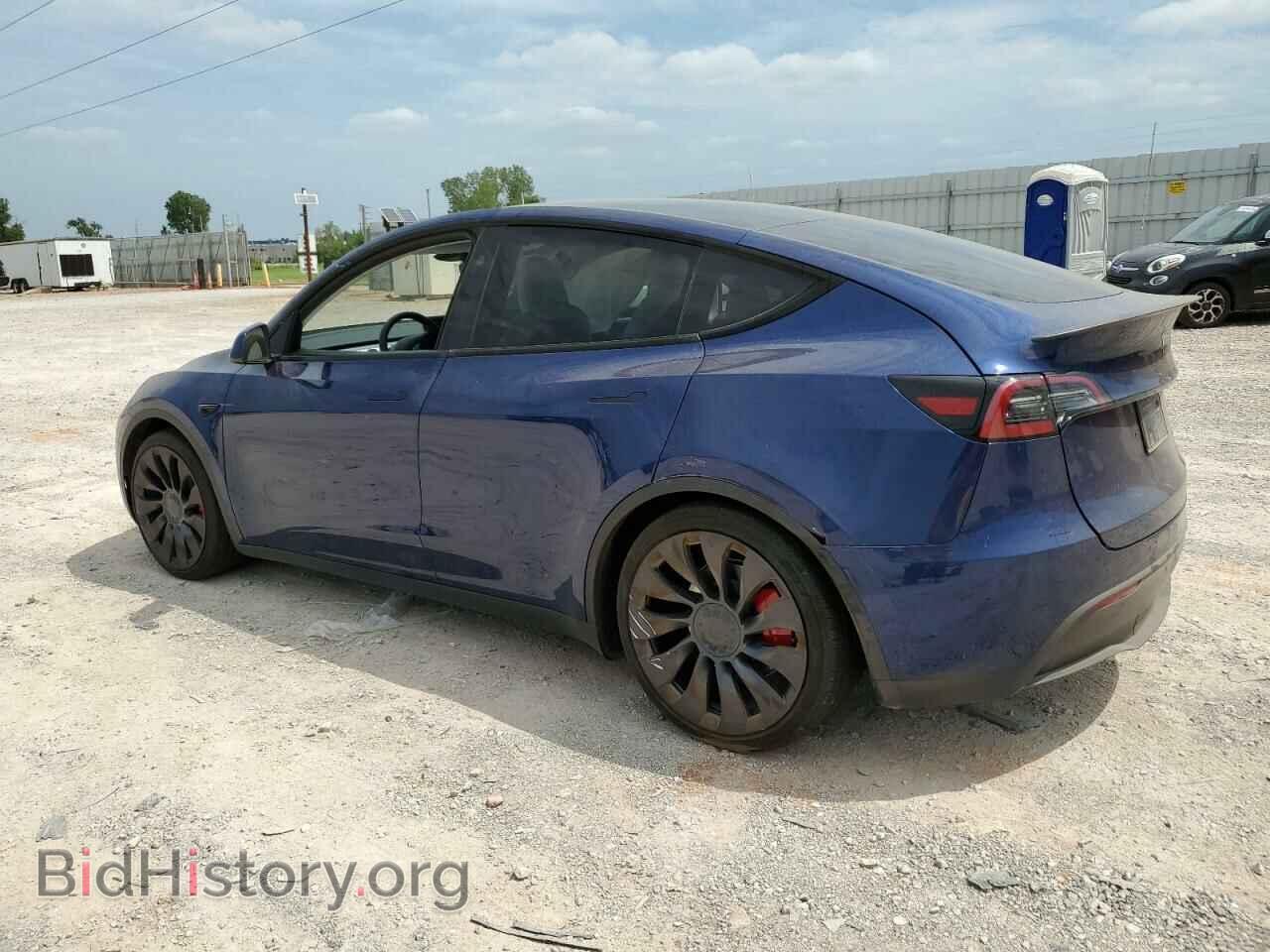 2024 TESLA MODEL Y - VIN: 7SAYGDEF8RA291767 - Фото 2