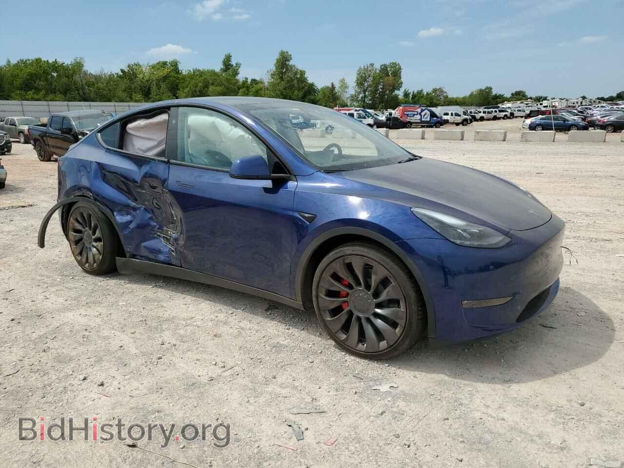 2024 TESLA MODEL Y - VIN: 7SAYGDEF8RA291767 - Фото 4