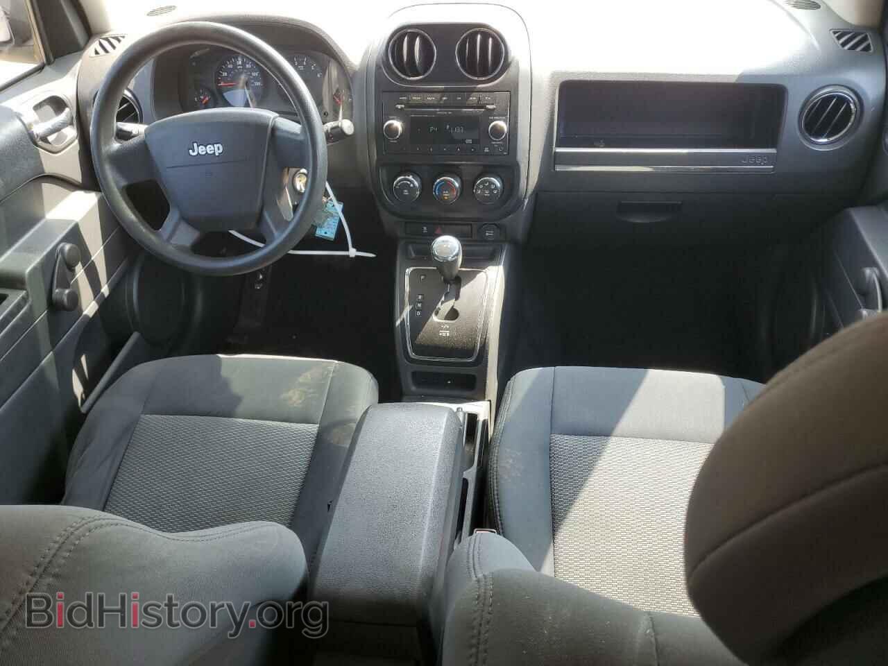 2010 JEEP COMPASS - VIN: 1J4NF1FBXAD623178 - Фото 8