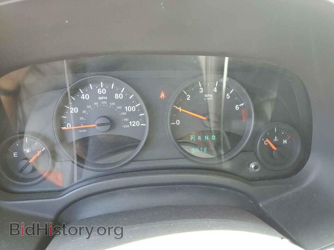 2010 JEEP COMPASS - VIN: 1J4NF1FBXAD623178 - Фото 9
