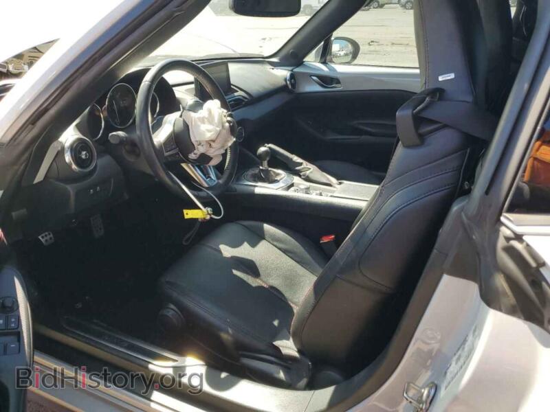 2019 Mazda MX5 (VIN JM1NDAM77K0300161) — фото 7 из 12