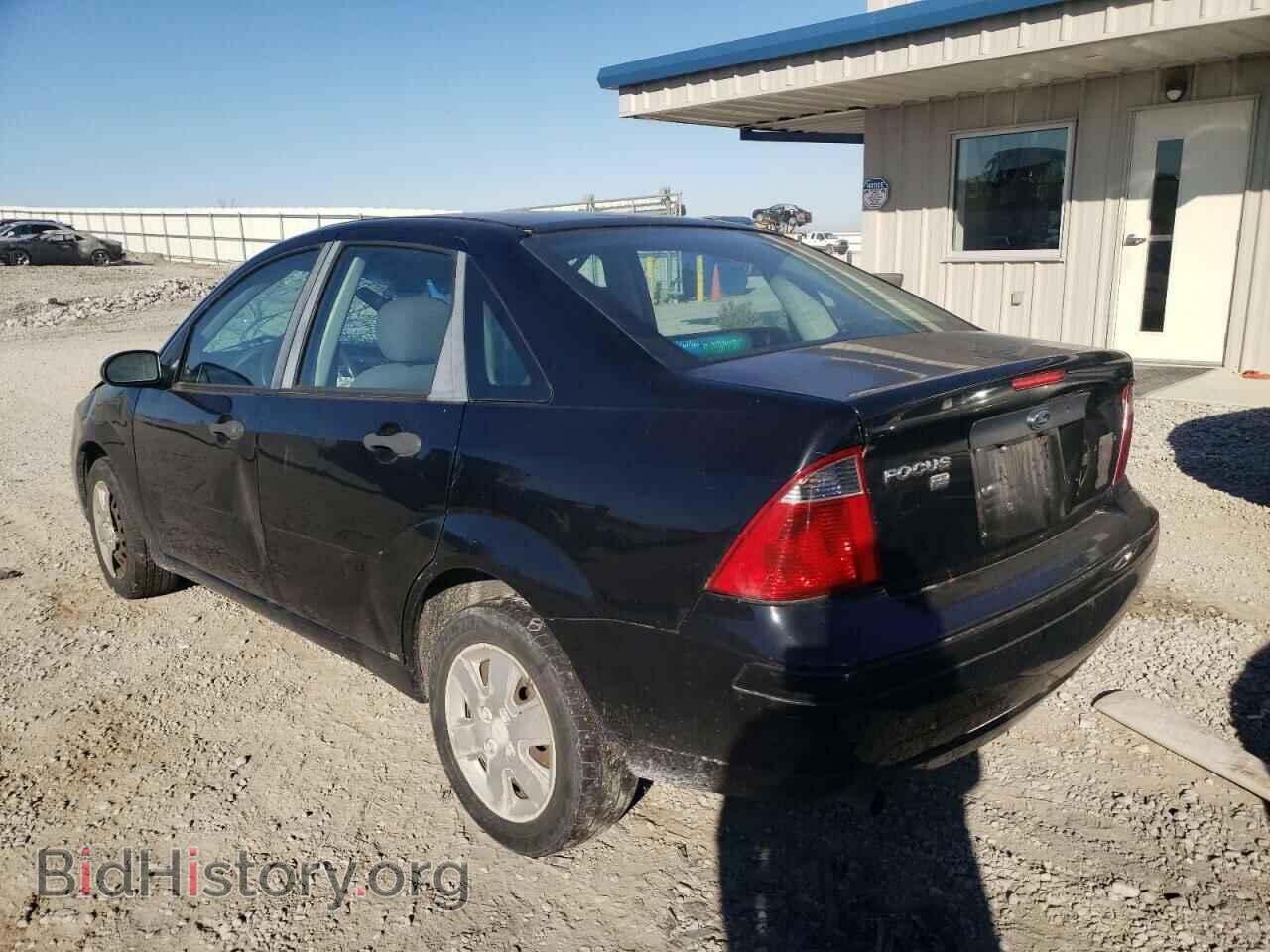 2007 FORD FOCUS - VIN: 1FAFP34N07W242670 - Фото 2