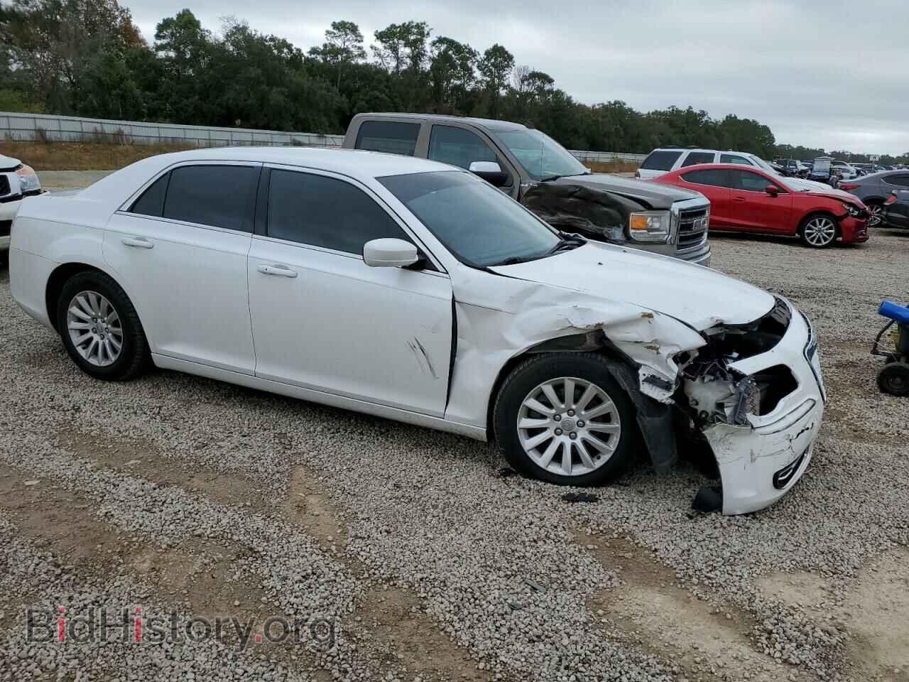 2013 CHRYSLER 300 - VIN: 2C3CCAAG2DH517022 - Фото 4