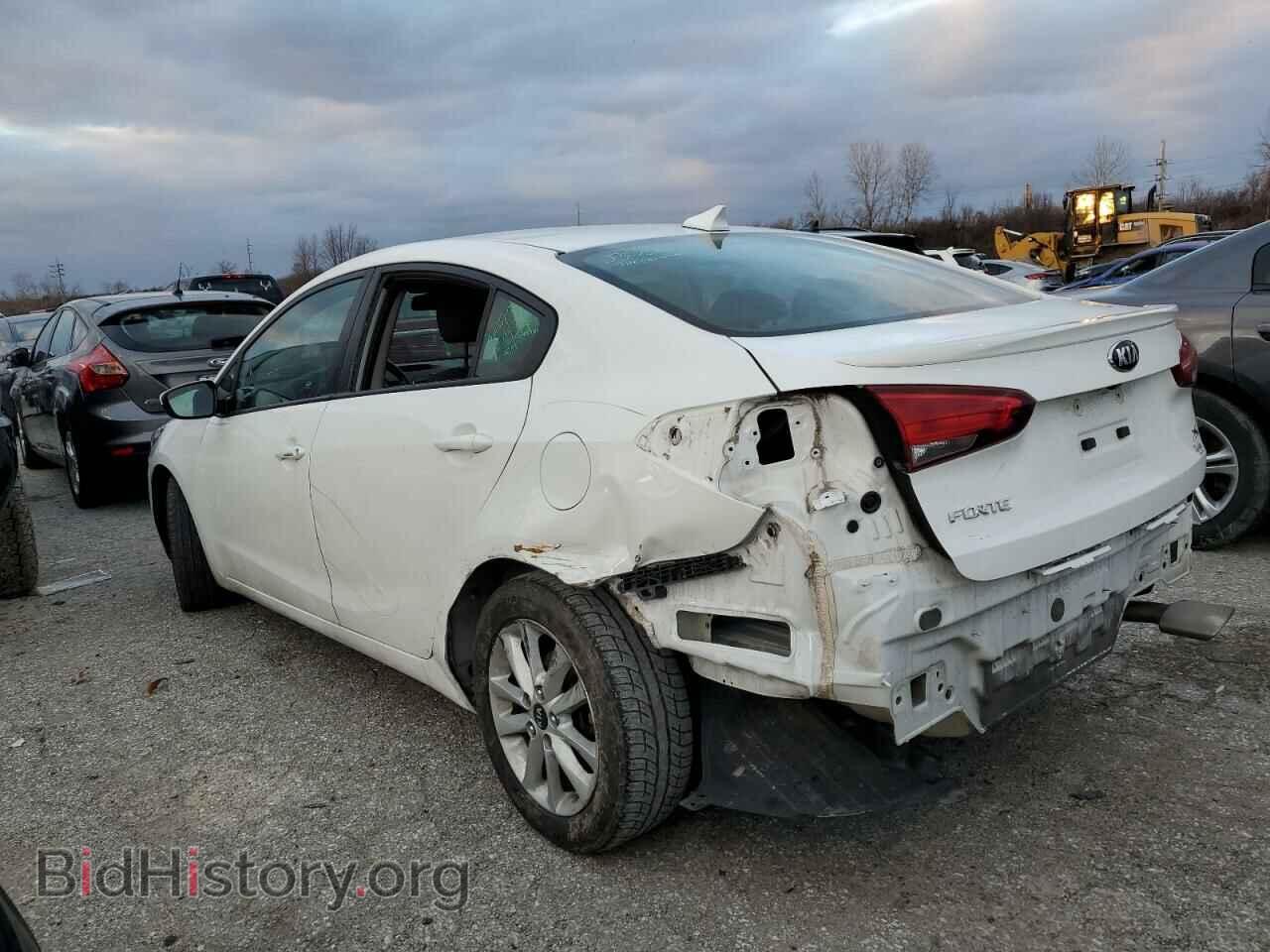 2017 KIA FORTE - VIN: 3KPFL4A73HE087447 - Фото 2