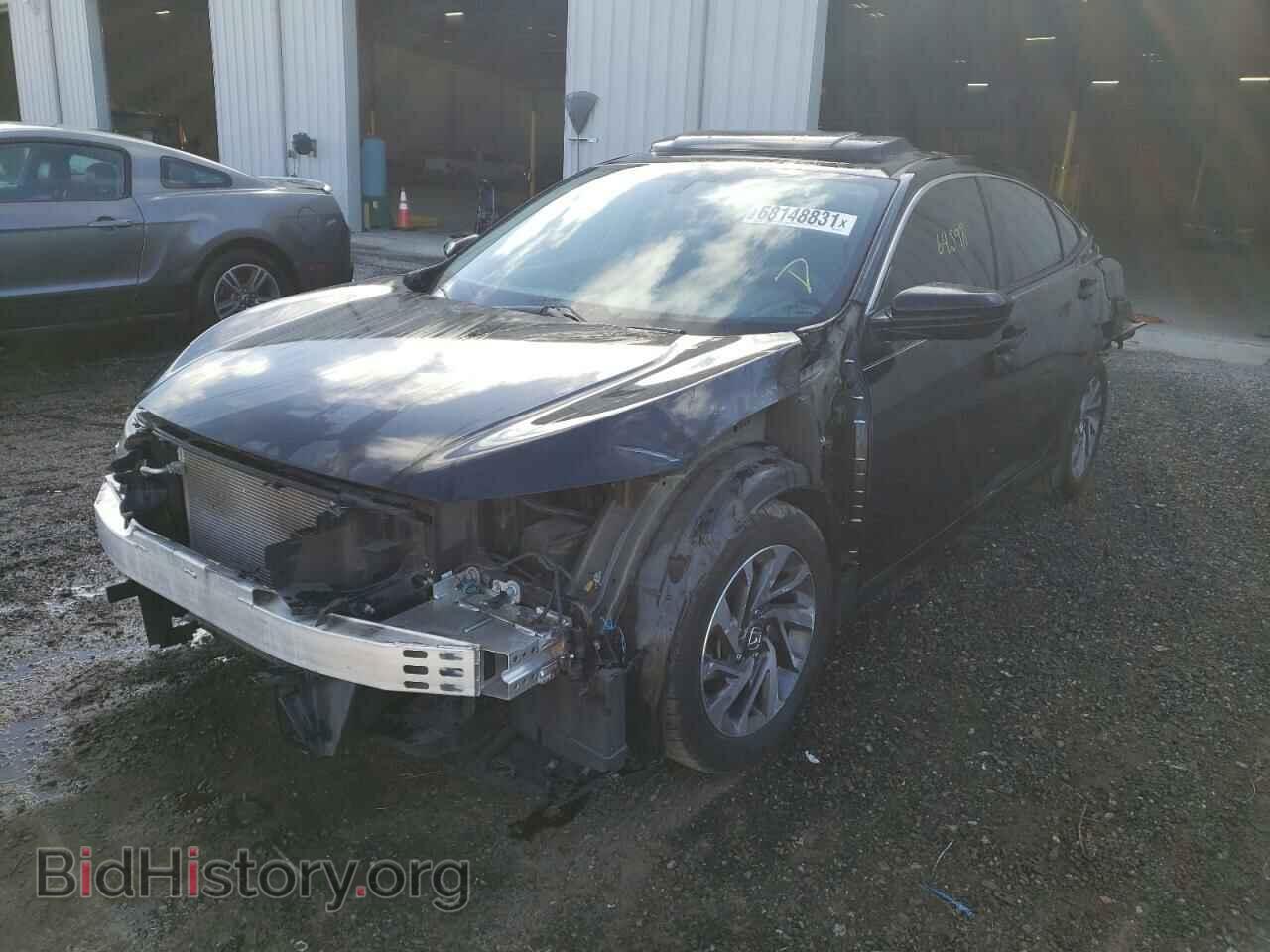 2018 HONDA CIVIC - VIN: 2HGFC2F79JH587007 - Фото 2