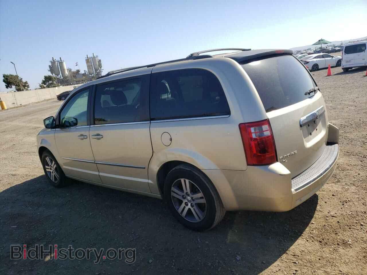 2010 DODGE CARAVAN - VIN: 2D4RN5DX9AR194423 - Фото 2