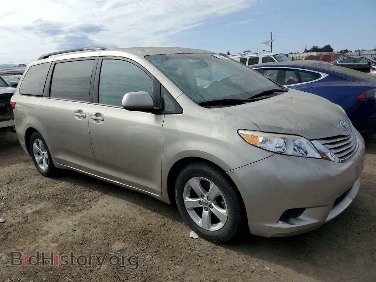 2017 TOYOTA All Models - VIN: 5TDKZ3DC9HS847368 - Фото 4