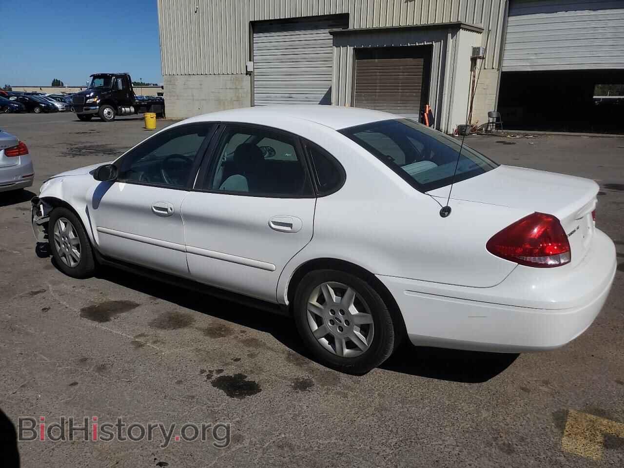 2005 FORD TAURUS - VIN: 1FAHP53295A247534 - Фото 2