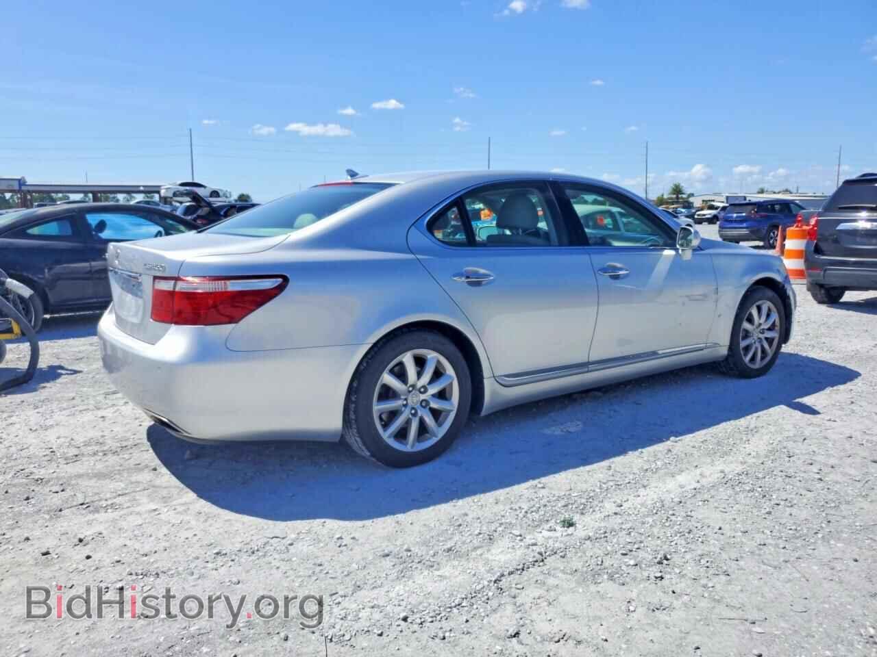 2007 LEXUS LS460 - VIN: JTHBL46F675034197 - Photo 3