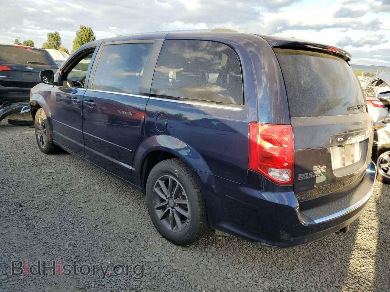2017 DODGE CARAVAN - VIN: 2C4RDGCG2HR700813 - Фото 2