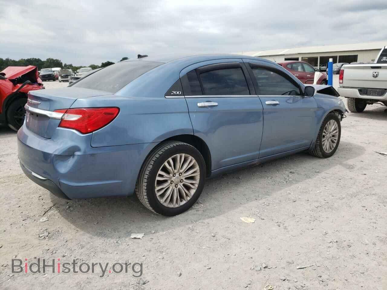 2011 CHRYSLER 200 - VIN: 1C3BC2FG5BN607599 - Фото 3