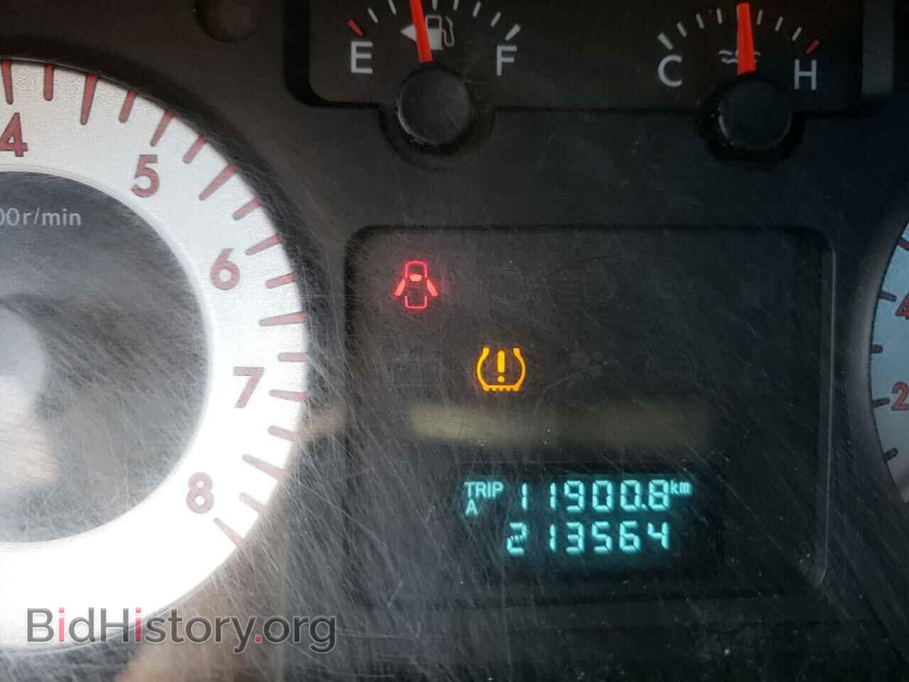 2010 MAZDA TRIBUTE - VIN: 4F2CY9GG2AKM05098 - Фото 8