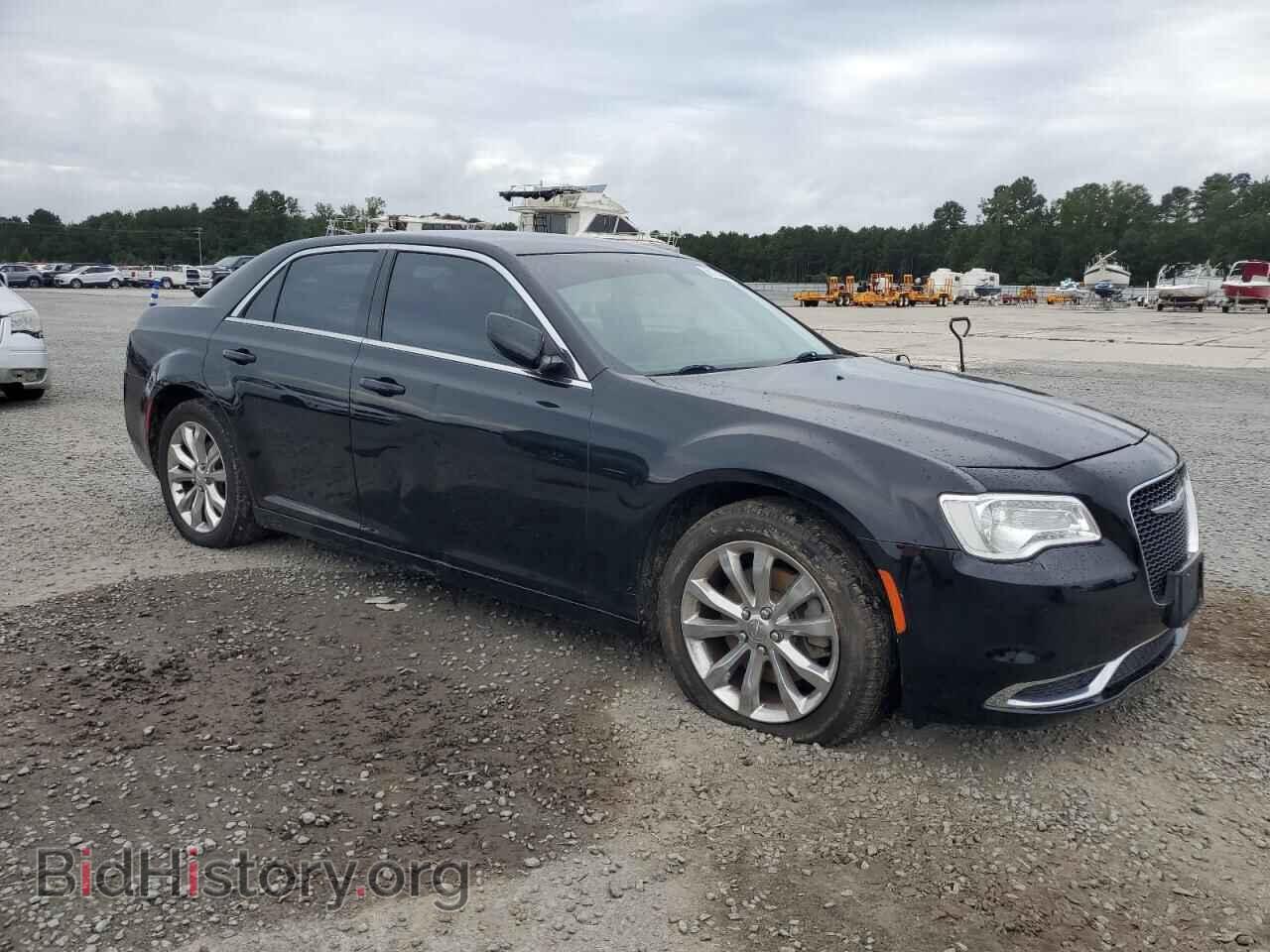 2017 CHRYSLER 300 - VIN: 2C3CCARG1HH521976 - Фото 4