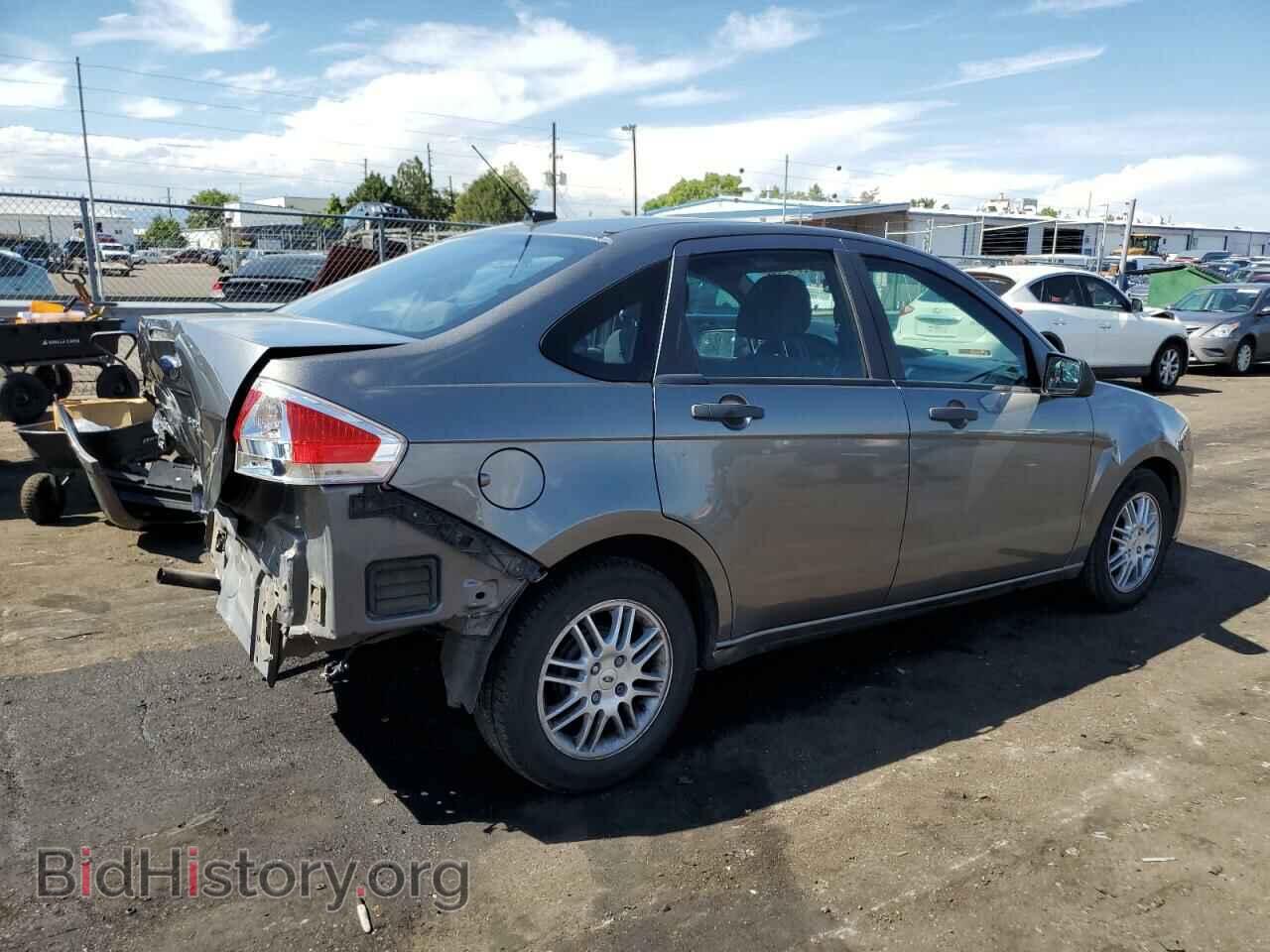 2010 FORD FOCUS - VIN: 1FAHP3FN0AW258302 - Фото 3