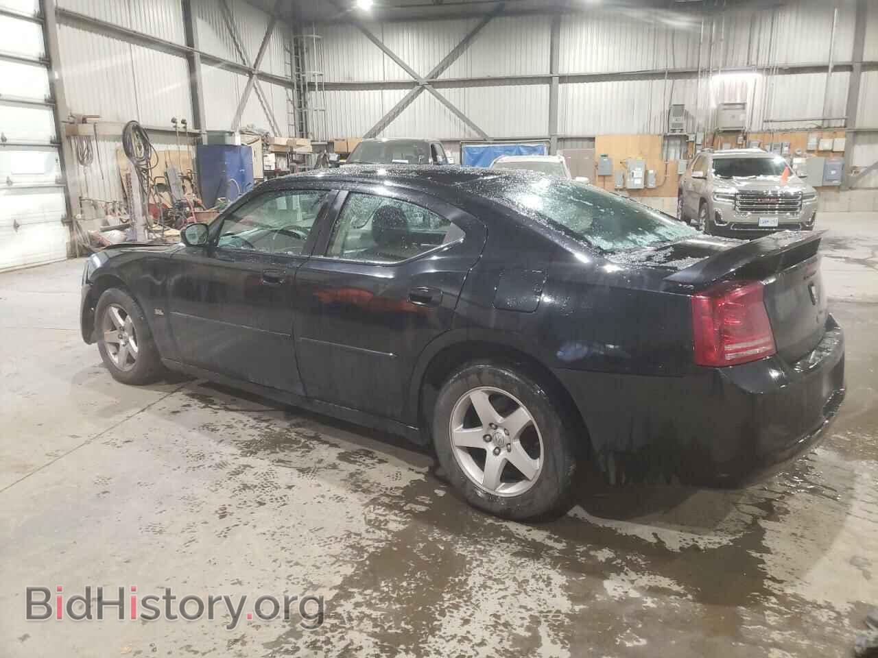 2010 DODGE CHARGER - VIN: 2B3CA3CV4AH240055 - Фото 2