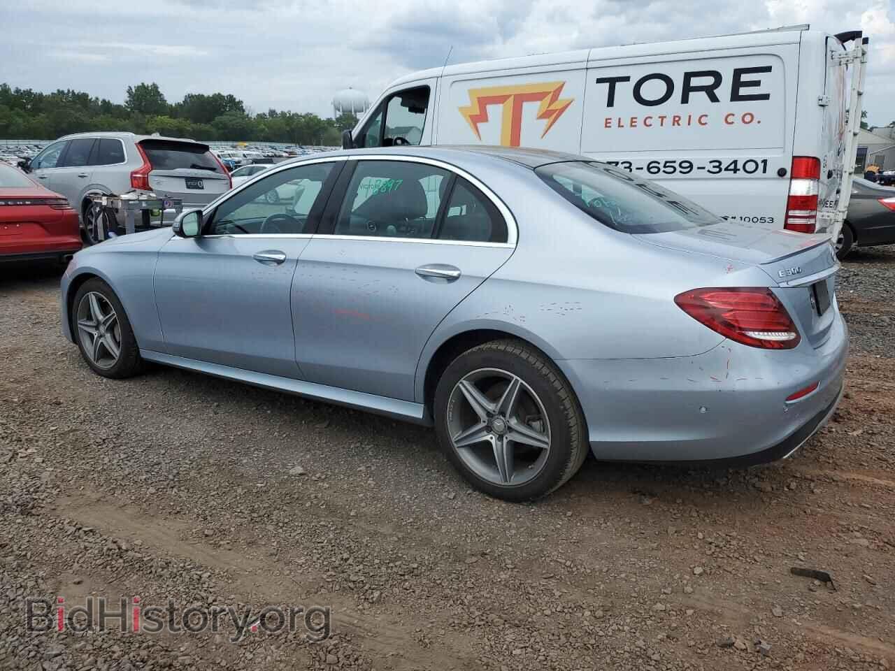 2017 MERCEDES-BENZ E-CLASS - VIN: WDDZF4KB5HA201660 - Фото 2