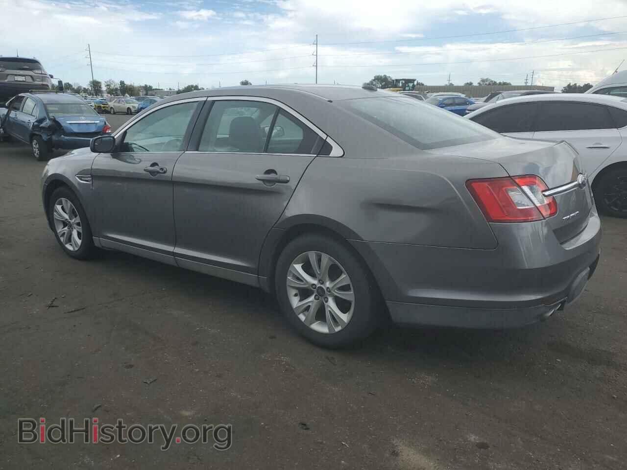2012 FORD TAURUS - VIN: 1FAHP2EW5CG105304 - Фото 2
