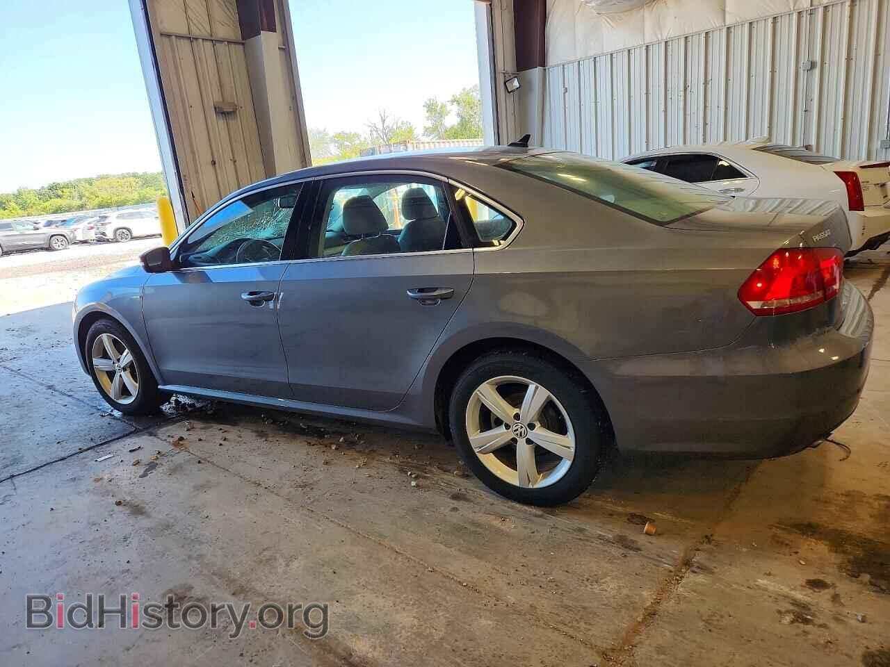 2015 VOLKSWAGEN PASSAT - VIN: 1VWAS7A33FC100372 - Photo 2