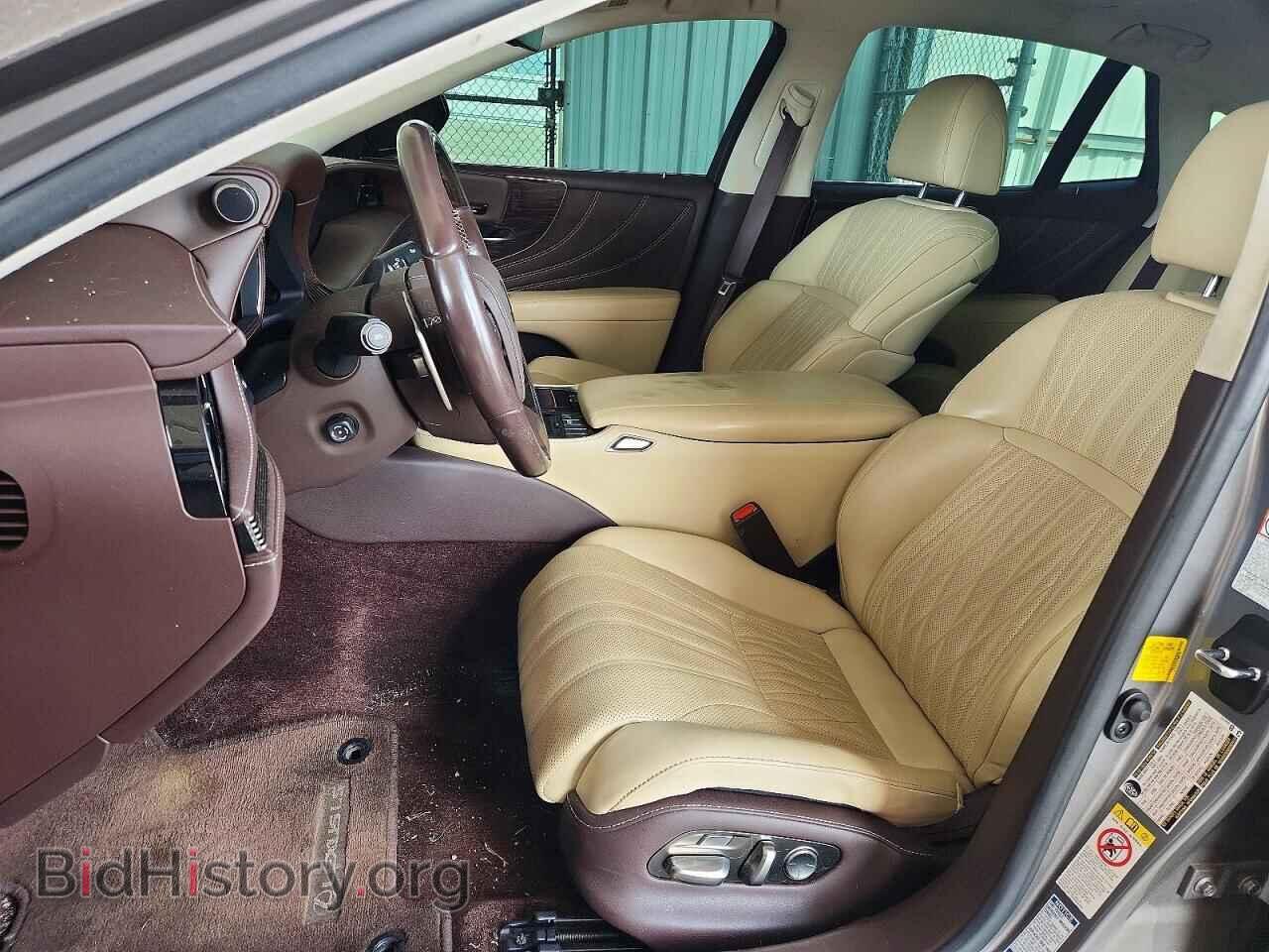2019 LEXUS LS500 - VIN: JTHC51FF9K5005735 - Photo 7